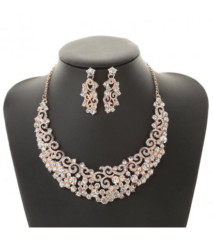 SET704 - Elegant Carved Hollow Necklace Set